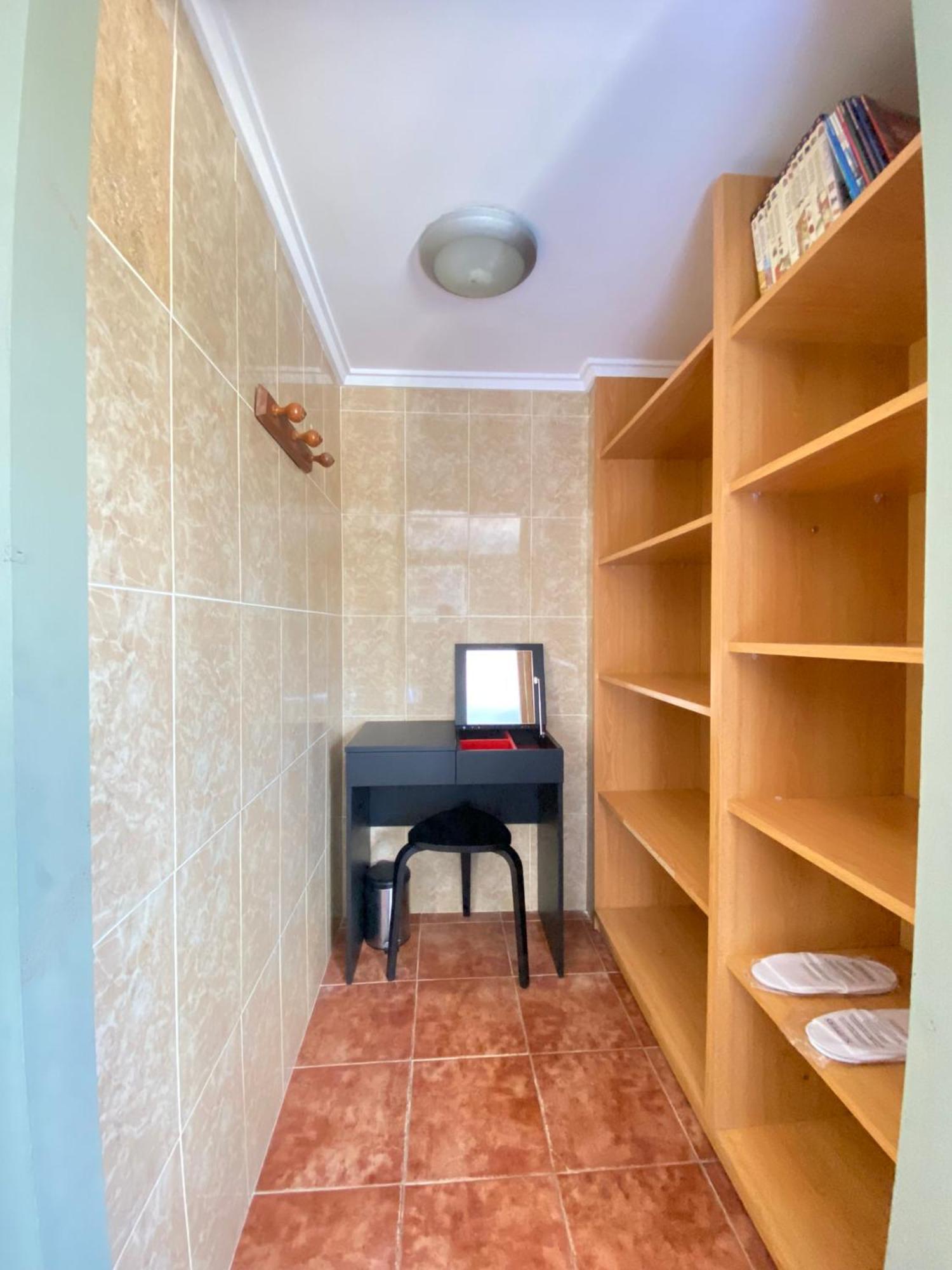 Guesthouse In Torrent Экстерьер фото